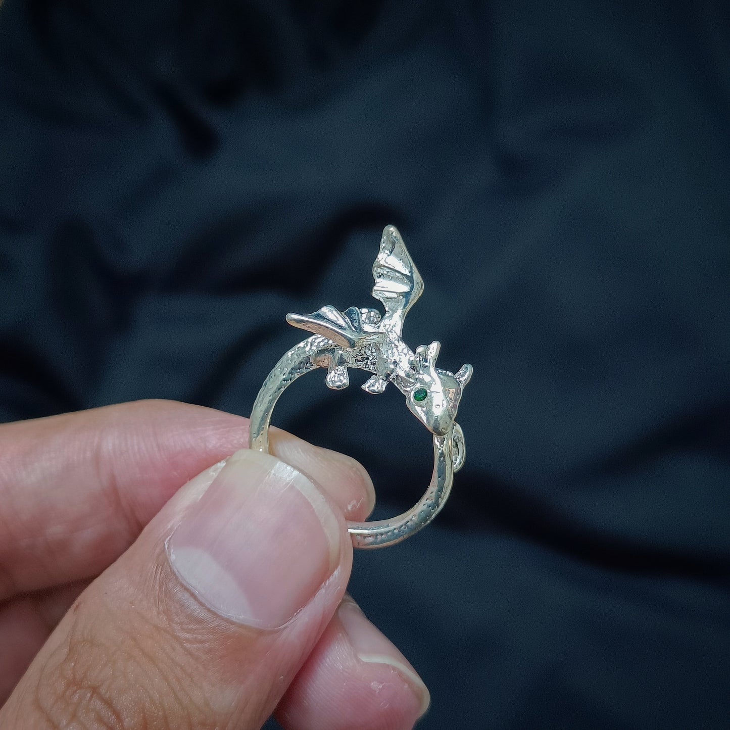 Dragon ring